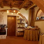 Фермерский дом Agriturismo Montemari