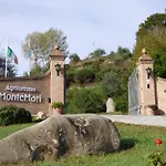 Agriturismo Montemari Фермерский дом *