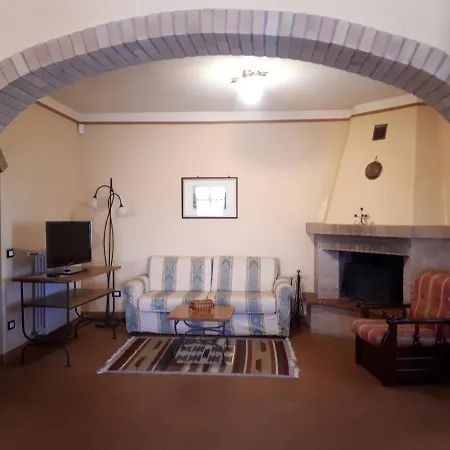 בית חווה Agriturismo Montemari