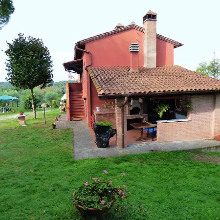 בית חווה Agriturismo Montemari